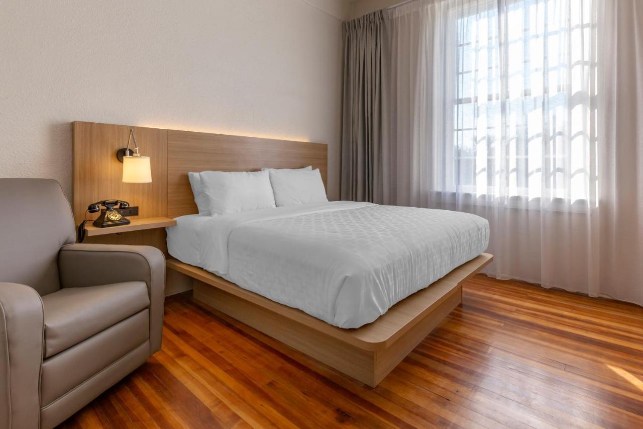 Inn At Blackstone Esterno foto